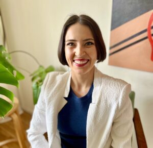 Headshot of Victoria Herrera